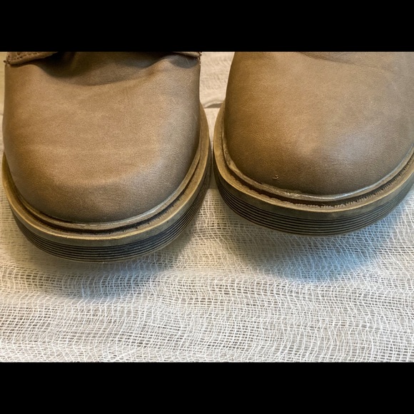 Worn Once Size 10 Dirty Laundry Heeled Boots 3” Heel Taupe - Picture 2 of 5